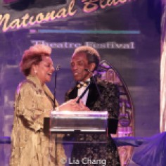 2019 Tony Award Winner André De Shields presents the 2019 NBTF Sidney Poitier Lifelong Achievement Award to Leslie Uggams. Photo by Lia Chang